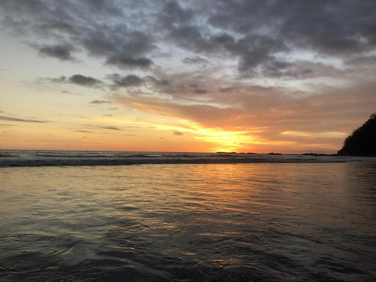 Apartamento De Lujo Las 3 Gotas Jaco, Frente Al Mar Con Vista A La Playa Экстерьер фото