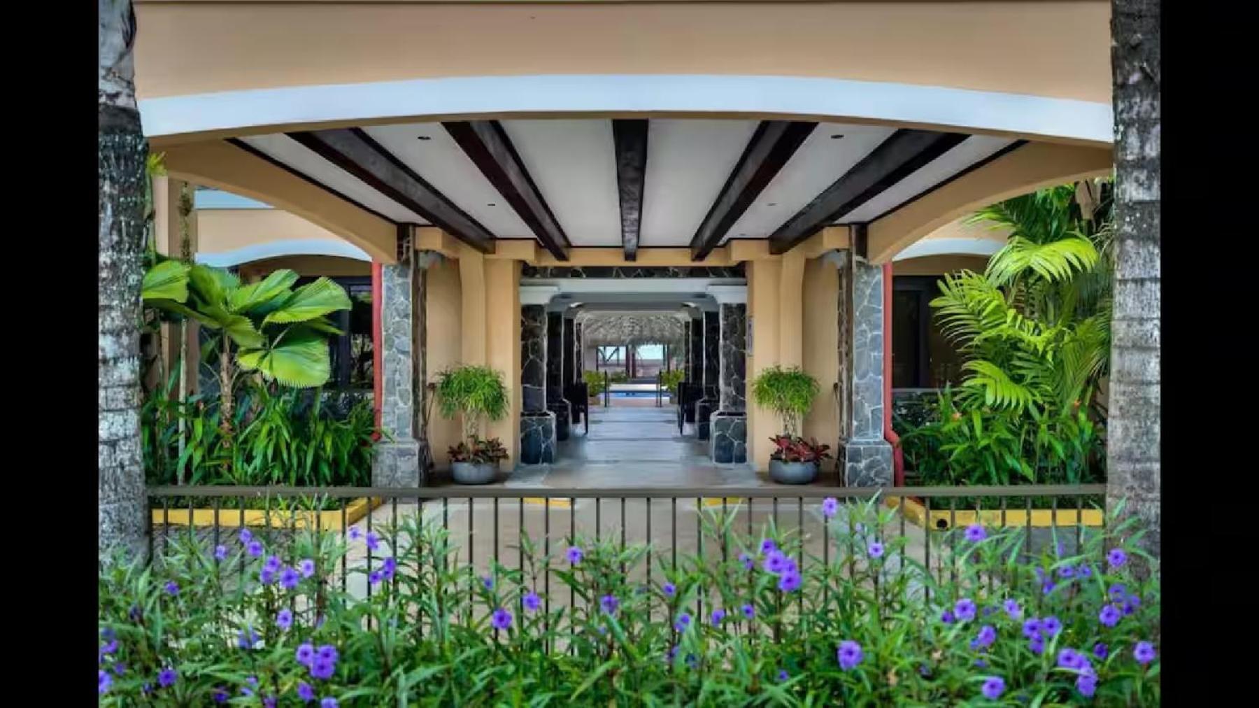 Apartamento De Lujo Las 3 Gotas Jaco, Frente Al Mar Con Vista A La Playa Экстерьер фото